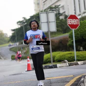 Runner Photo 4630368