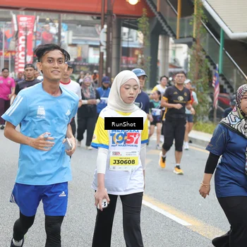 Runner Photo 4630370