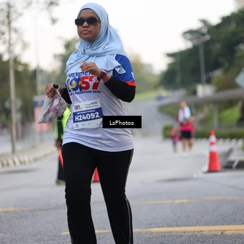 Runner Photo 4630395