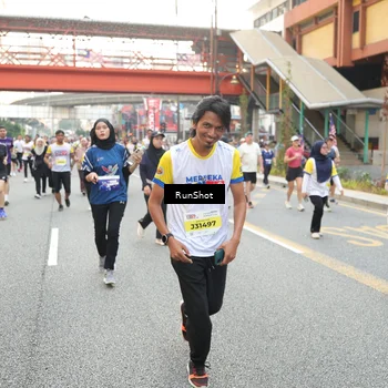 Runner Photo 4630414