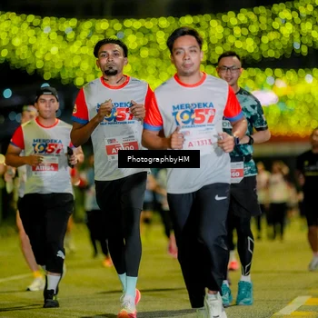 Runner Photo 4630433