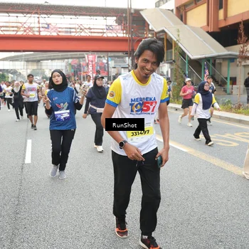 Runner Photo 4630448