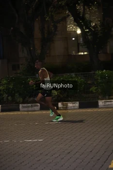 Runner Photo 4630550