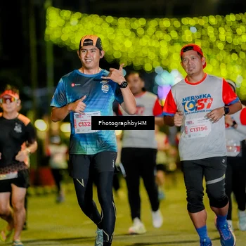 Runner Photo 4630565