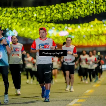 Runner Photo 4630594