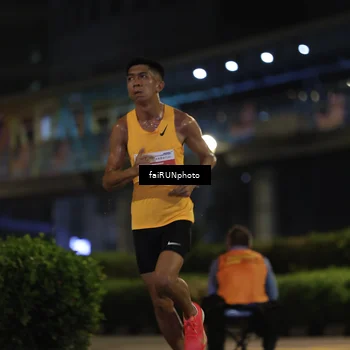 Runner Photo 4630798