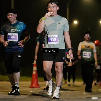 Runner Photo 4630876