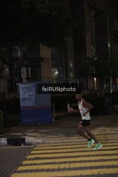 Runner Photo 4631035