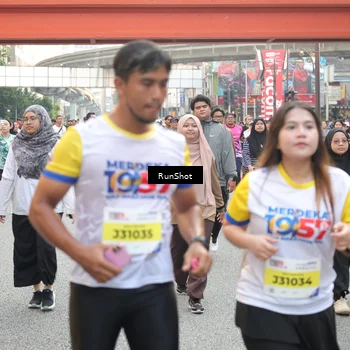 Runner Photo 4631060