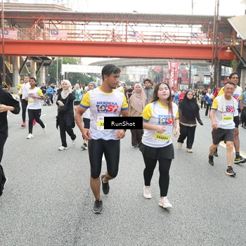 Runner Photo 4631116
