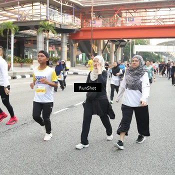 Runner Photo 4631236