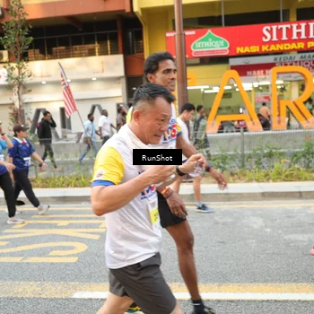 Runner Photo 4631376