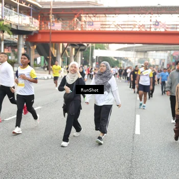Runner Photo 4631383