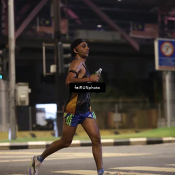 Runner Photo 4631459