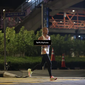 Runner Photo 4631619