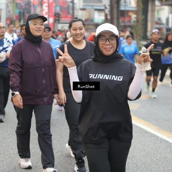 Runner Photo 4631665