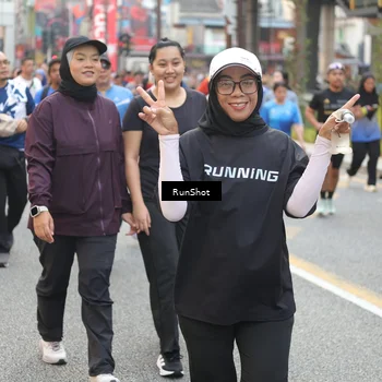 Runner Photo 4631694