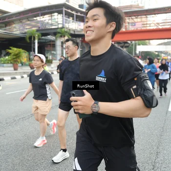 Runner Photo 4631705