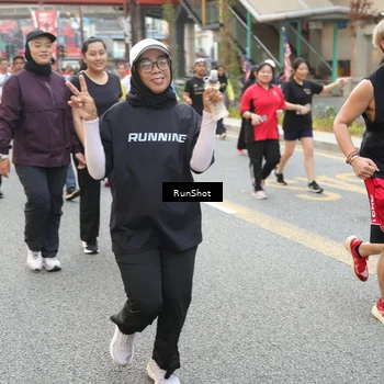 Runner Photo 4631772