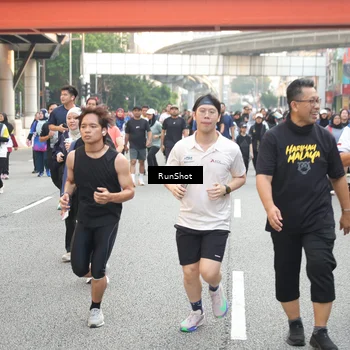 Runner Photo 4631836