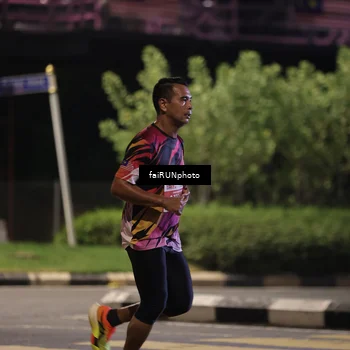 Runner Photo 4631848