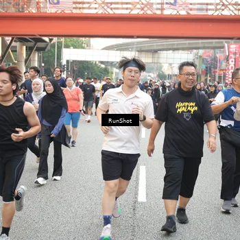 Runner Photo 4631900