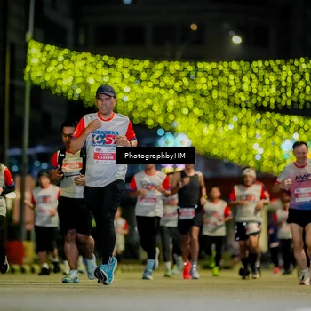 Runner Photo 4631975