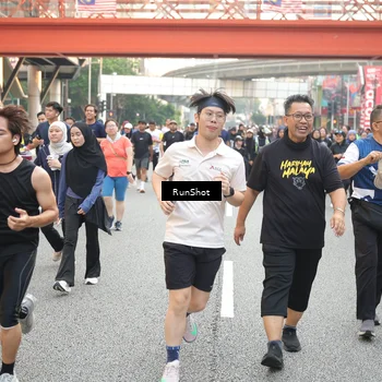 Runner Photo 4631996