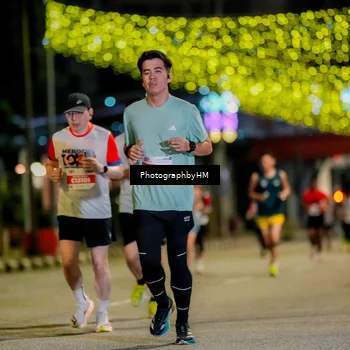 Runner Photo 4632393