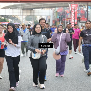 Runner Photo 4632771