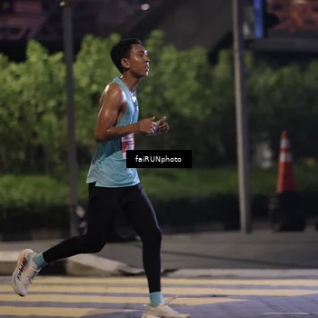 Runner Photo 4632884