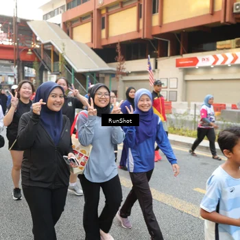 Runner Photo 4633240