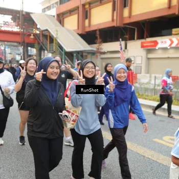 Runner Photo 4633244