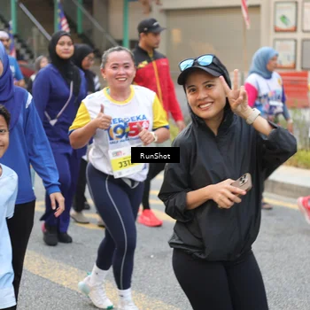 Runner Photo 4633302