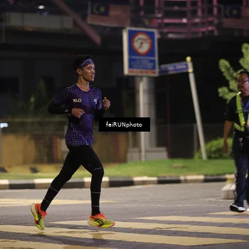 Runner Photo 4633413
