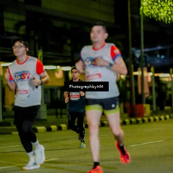 Runner Photo 4633443