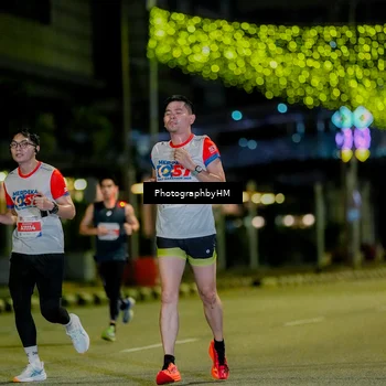 Runner Photo 4633474