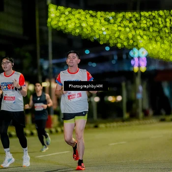 Runner Photo 4633476