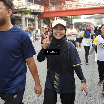 Runner Photo 4633501