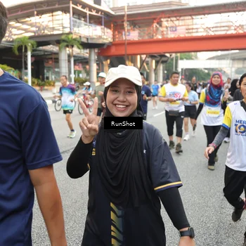 Runner Photo 4633543