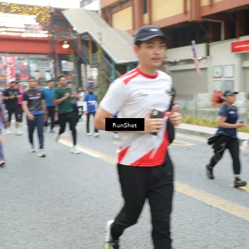 Runner Photo 4633555