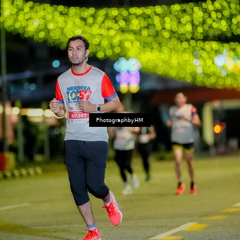 Runner Photo 4633617