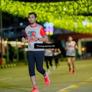 Runner Photo 4633641