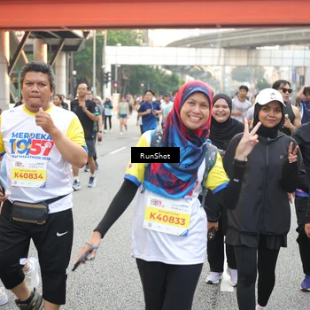 Runner Photo 4633661