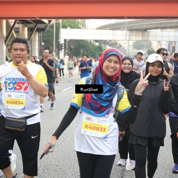 Runner Photo 4633671