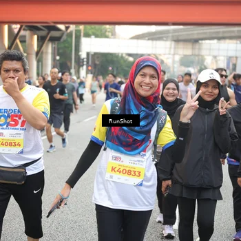 Runner Photo 4633717