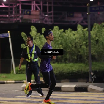 Runner Photo 4633718