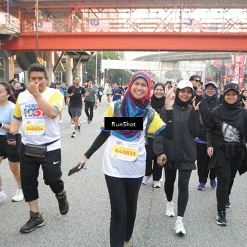 Runner Photo 4633729