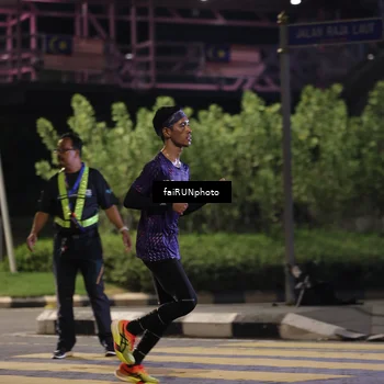 Runner Photo 4633733