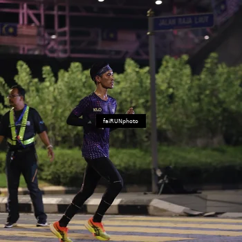Runner Photo 4633764